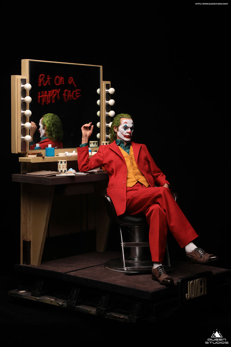 Queen Studios Dark Knight The Joker (Arthur Fleck) Joaquin Phoenix (2019) Regular 1/3 Scale Statue. The Regular Edition features a Joker head sculpt with full character likeness and sculpted hair.