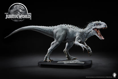 W-Dragon (Wan Long Tang) Studio brings to all Jurassic World fans this incredible 1:35 scale dinosaur model, inspired by the villain from Jurassic World, this model is licensed by Universal Studios.