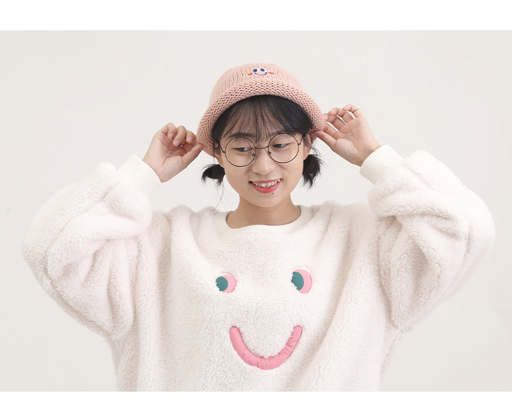 Cute Fashionable Knitted Beanie Hat Rolled Edge Unisex (White/ Pink Navy Blue) for school/ teenagers/ kids/ boys/ girls, suitable for travelling, going to school or casual hang out with friends.