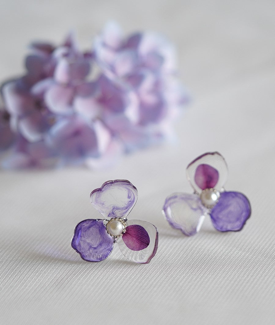 Violet Pearl handmade resin pressed multi flower stud/ clip-ons earrings, resin dried/ real flower jewelry with Hypoallergenic S925 Sterling Silver
