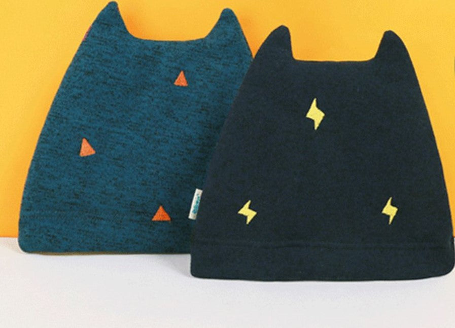 Cute Fashionable Knitted Beanie Hat Rolled Edge with Lightning