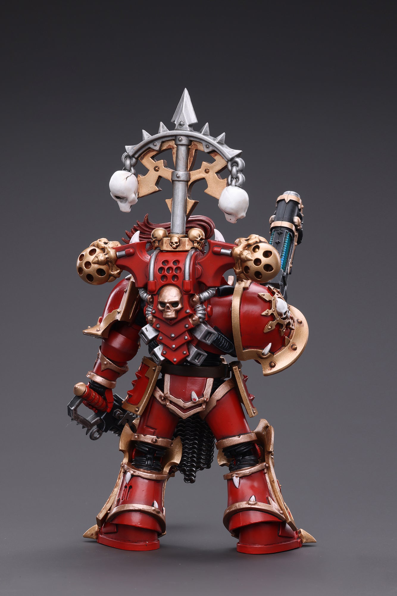 Joy Toy brings Chaos Space Marines Crimson Slaughter 1/18 scale figures. JoyToy each figure includes interchangeable hands and weapon accessories and stands between 4" and 6" tall.