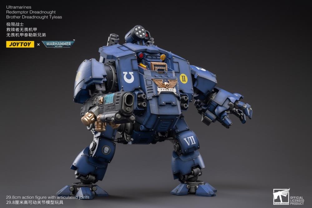 When the JoyToy Ultramarines need reinforcements, they call down Brother Tyleas in his Dreadnought to crush their enemies for the Emperor! Joy Toy brings the Ultramarines from Warhammer 40k to life with this new series of 1/18 scale figures.