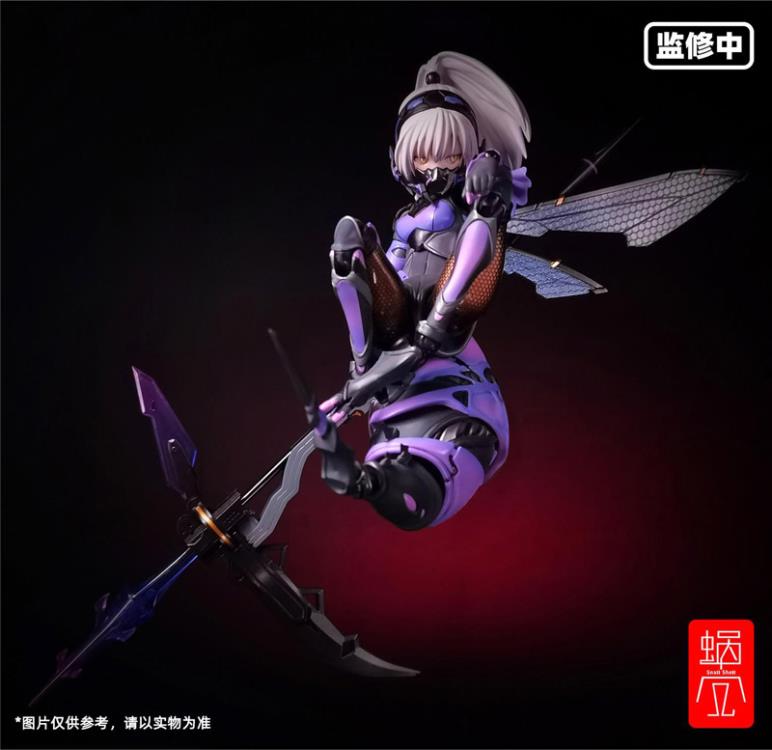 The Argidae Girl BEE-04R figure is based on an illustration by Mogumo in 1/12 scale! With several removable parts and a movable eyeball gimmick, this figure is easily customizable for your collection! The base of the figure even includes storage for smaller additional parts when they are not in use!