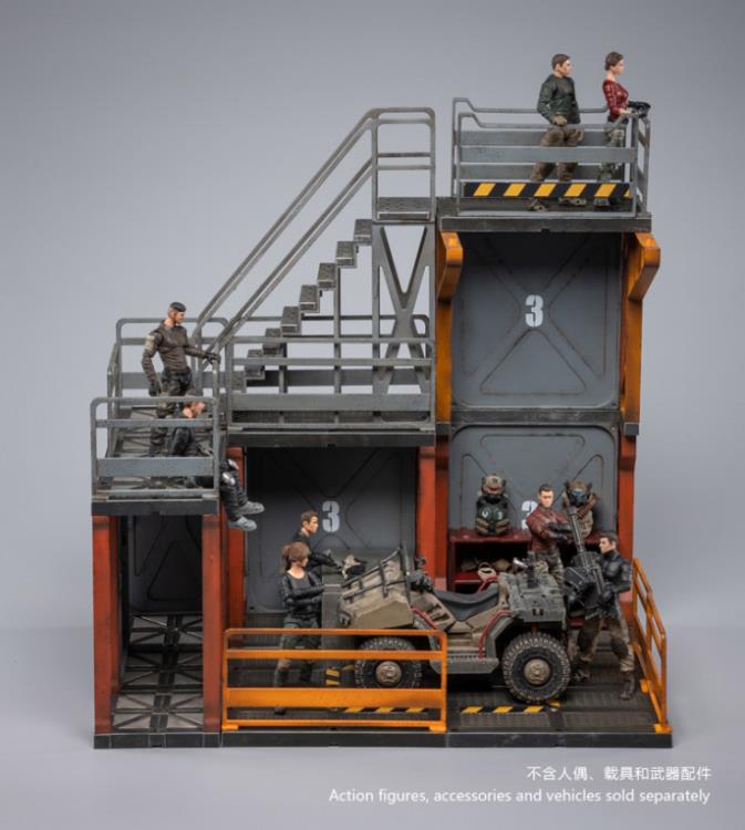 Joy Toy brings even more incredibly detailed 1/18 scale dioramas to life with this mecha depot testing area diorama! JoyToy set includes flooring, a lower deck room, railings, and a staircase.