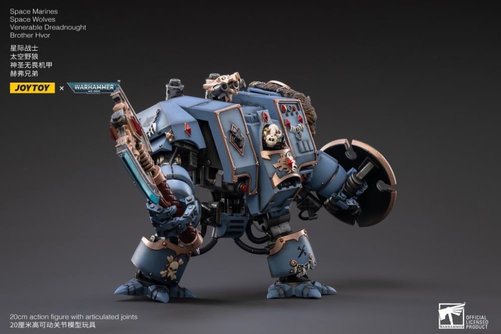 When the Space Wolves need reinforcements, they call down Brother Hvor in his Dreadnought to crush their enemies for the Emperor! Joy Toy brings the Ultramarines from Warhammer 40k to life with this new series of 1/18 scale figures. Each figure includes interchangeable hands and weapon accessories and stands between 4″ and 6″ tall.