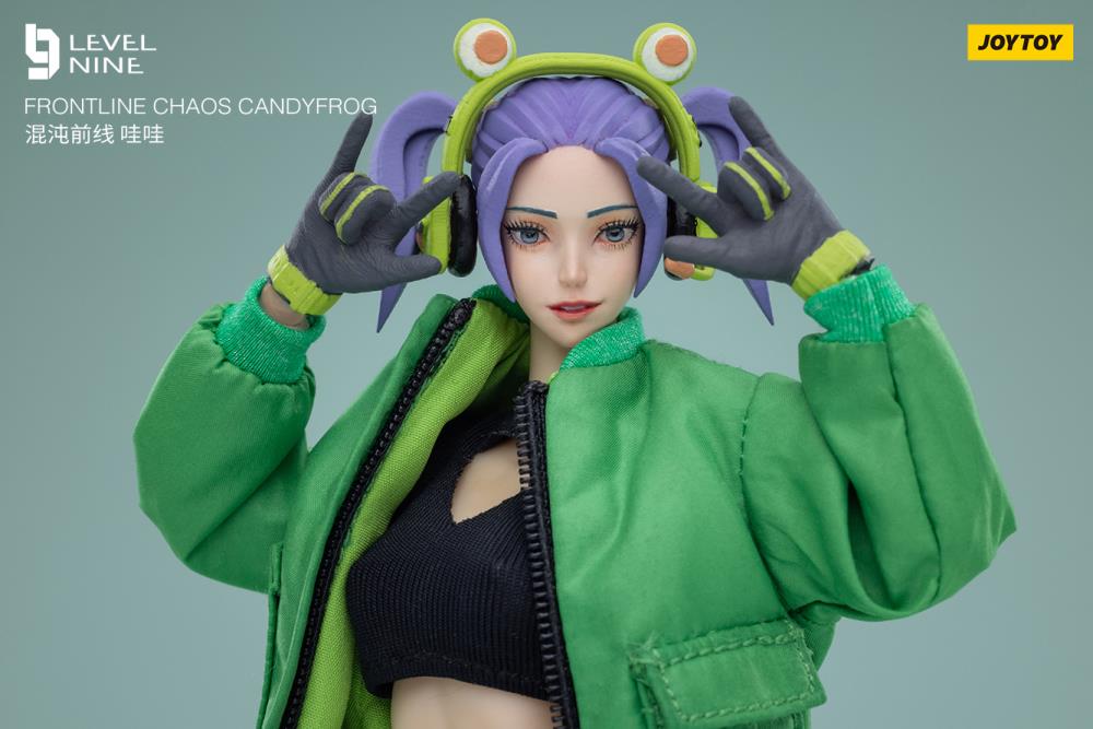 Joy Toy Frontline Chaos figure series continues in 1/12 Scale. Dressed in real cloth and stylish clothing, JoyToy Candyfrog Hacker figure is ready to run into battle with her trusty headset, backpack and weapon combos.