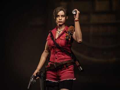 The DAMTOYS Resident Evil 2 Claire Redfield figure has a detailed head sculpt, multiple weapons, accessories, and a costume that fully demonstrates the power of production technology, faithfully recreating Claire from the remake. With a number of weapons, accessories, and a fully poseable body with over 30 points of articulation, Claire can be displayed as though she came right out of the game.