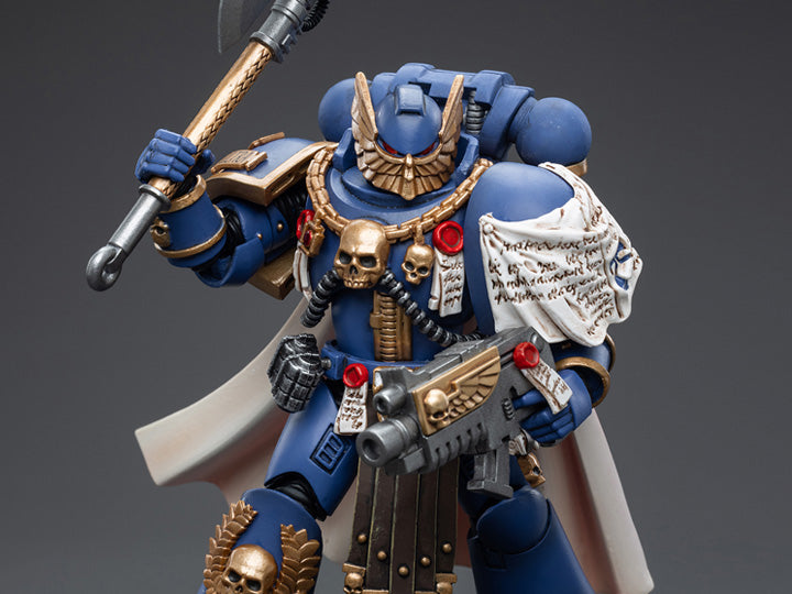 Joy Toy brings the Ultramarines to life with this Warhammer 40K 1/18 scale figure! Highly disciplined and courageous warriors, the Ultramarines have remained true to the teachings of their Primarch Roboute Guilliman for 10,000 standard years. Keeping watch over the Imperium, they personify the very spirit of the Adeptus Astartes.