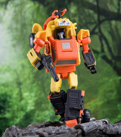 This MS-36 Sand Leopard figure can convert between three modes; robot, helicopter, and off-road vehicle. When in robot mode, the figure is fully articulated and features a blaster weapon.