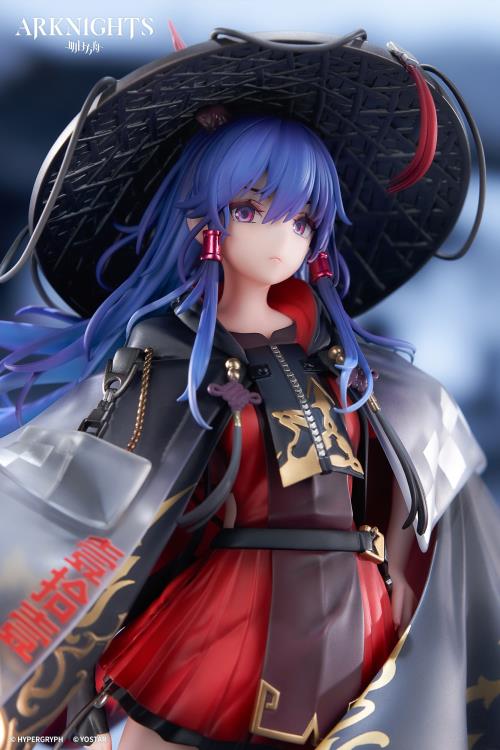 From the popular smartphone game "Arknights" Ch'en has been turned into 1/7 Scale figure wearing her special outfit "Ten Thousand Mountains"! Her flowing blue hair has been finely sculpted, and her distinctive outfit has been faithfully recreated from the illustration using clear parts. In addition, the paint of the patterns and decorations has been carefully crafted to give it a metallic feel, resulting in a gorgeous finish.