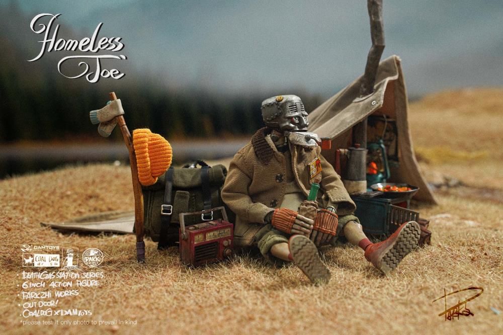 Death Gas Station is an original figure series between Damtoys and Coal Dog in 1/12 scale. This series includes a wide array of characters revolving around the gas station and next up is Homeless Joe! These figures are highly detailed and include a variety of accessories for creating unique, customized scenes.