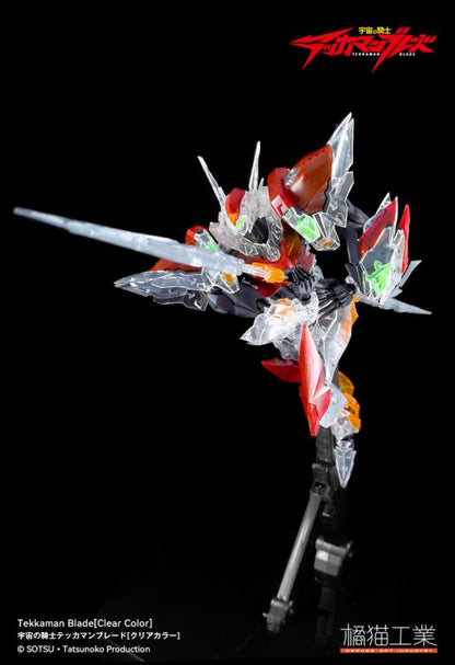 From the 1992 TV anime Space Knight Tekkaman Blade, the Tekkaman Blade that transforms the main character, Blade, once again appears as a plastic model kit, this time in a clear color version!  Based on the anime images and scenes, the model is immensely detailed and an accurate representation of the character. With a height of a little over 8 inches, each joint contains a wide range of motion and can be used to perform various action poses.