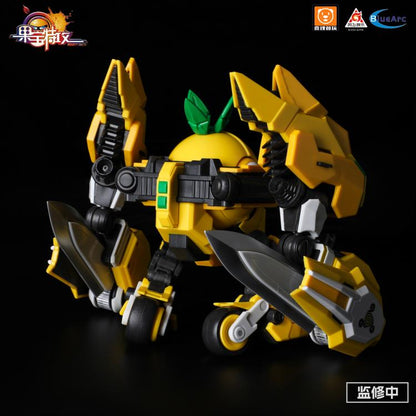 From Yu Li Chuang Wan comes the Fruity Robo Pineapple Slasher model kit! This model kit features a pineapple inspired robot mecha that is ready to battle anything that stands in its way. When fully built, the model is around 4.7 inches tall and is capable of creating a variety of poses. Be sure to add this model kit to your fruitful collection!