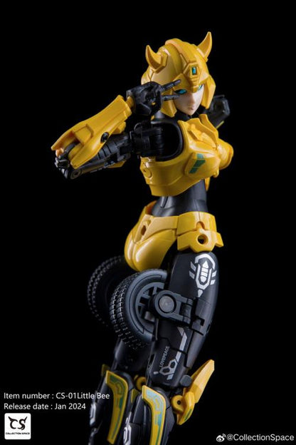 Add to your converting figure collection with this CS-01 Little Bee action figure by Collection Space! Little Bee features a high level of detail and articulation, and she can convert from robot mode into car mode!