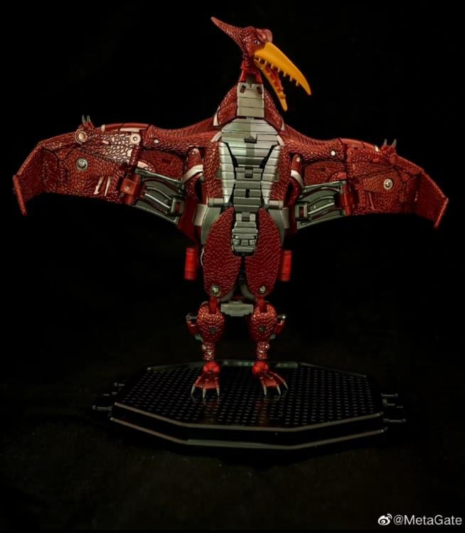 Fly onto the battlefield and deliver some punishment with this new G04 Air King from MetaGate! Able to convert from a flying dinosaur to a robot, this is one mecha you won't want to miss out on! Order yours today!