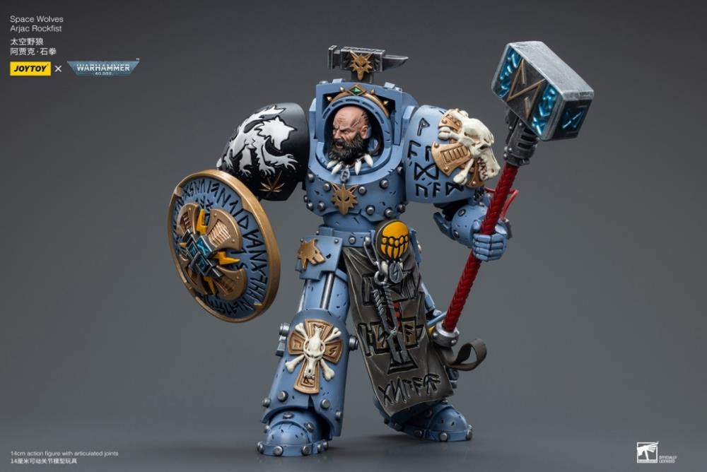 Joy Toy brings the Space Wolves to life with this Warhammer 40K 1/18 scale figure! Savage and barbaric in their approach to warfare, the Space Wolves excel in close quarters combat. Seeking glory above all else, they nonetheless bring the might of the Emperor down on his enemies with a fury unmatched by the other Space Marine chapters.