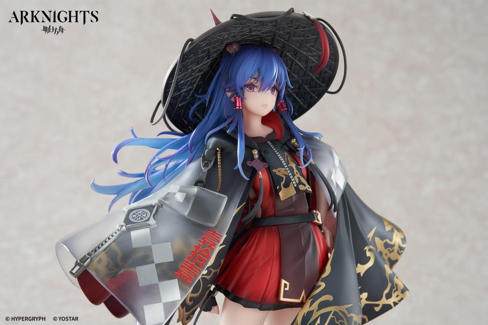 From the popular smartphone game "Arknights" Ch'en has been turned into 1/7 Scale figure wearing her special outfit "Ten Thousand Mountains"! Her flowing blue hair has been finely sculpted, and her distinctive outfit has been faithfully recreated from the illustration using clear parts. In addition, the paint of the patterns and decorations has been carefully crafted to give it a metallic feel, resulting in a gorgeous finish.