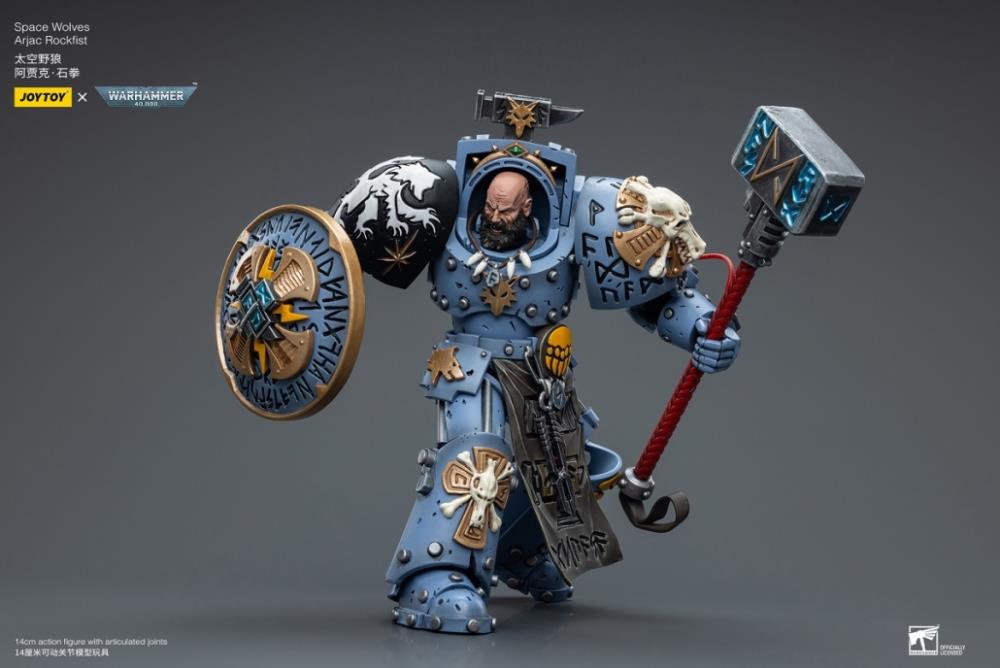 Joy Toy brings the Space Wolves to life with this Warhammer 40K 1/18 scale figure! Savage and barbaric in their approach to warfare, the Space Wolves excel in close quarters combat. Seeking glory above all else, they nonetheless bring the might of the Emperor down on his enemies with a fury unmatched by the other Space Marine chapters.