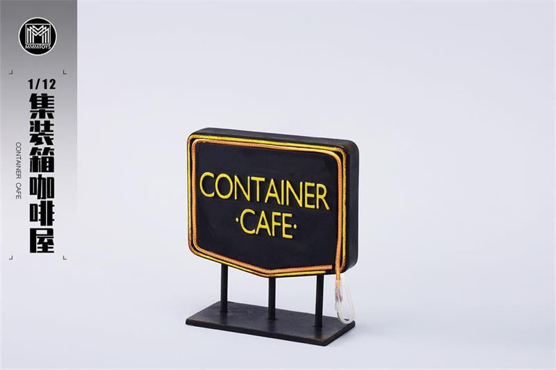 Create your perfect display with this 1/12 scale "Container Cafe" diorama base. Fitting with most 1/12 scale figures, this diorama is perfect for any shop keeper.