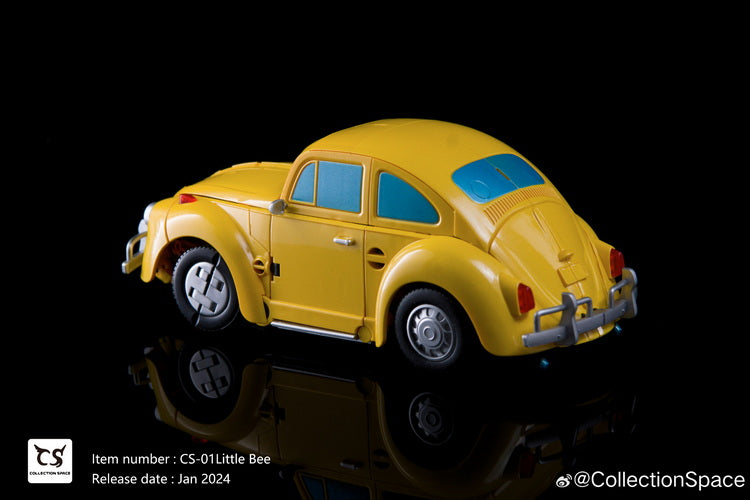 Add to your converting figure collection with this CS-01 Little Bee action figure by Collection Space! Little Bee features a high level of detail and articulation, and she can convert from robot mode into car mode!