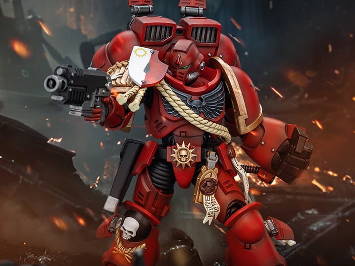 Joy Toy brings the Blood Angels to life with this Warhammer 40K 1/18 scale figure! Descended from the gene seed of the Primarch Sanguinius, the Blood Angels chapter of the Space Marines are among the most celebrated and loved of the chapters. However, those who join choose a cursed life - destined to one day be driven mad by the Red Thirst and an unending waking nightmare.