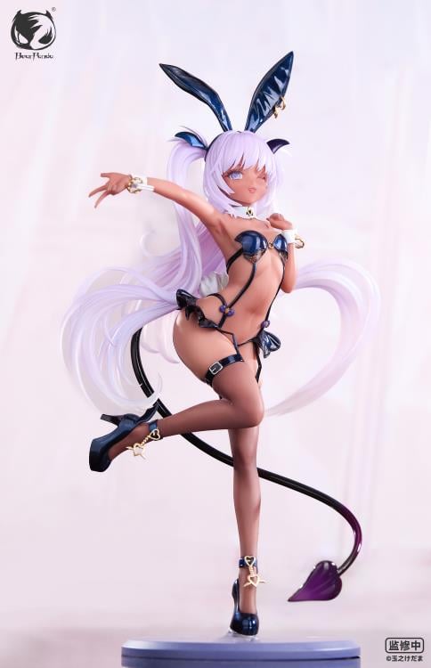 Based on the illustration by Illustrator Tamano Kedama comes the Kulomu 1/6 scale figure by BearPanda! This figure is around 10 inches tall and dislays the character in a revealing dark blue bunny outfit as she strikes a popular pose with a wink, while her hair flows behind her. Don't miss out on adding this figure to your collection!