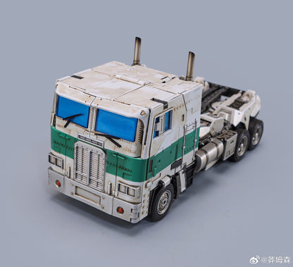 (Pre-order) Magnificent Mecha MM-01W White Optimus Prime Action Figure (Repaint Ver.)