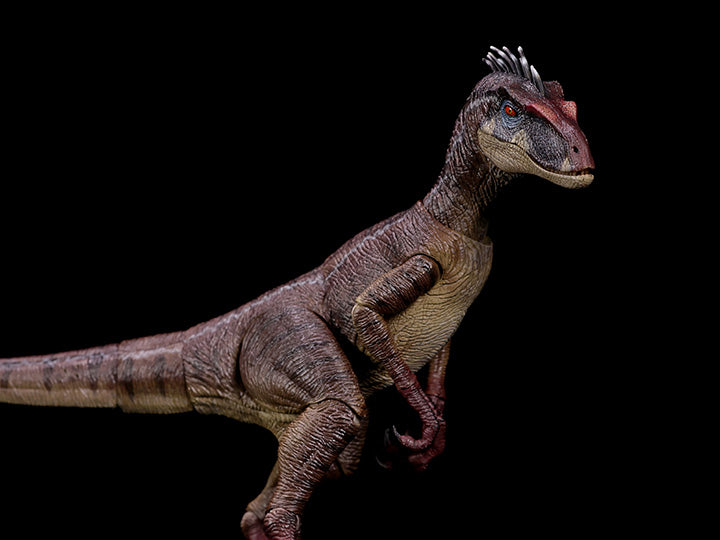 Nanmu Studio proudly presents the first of their new movable Zero-Set Easy Motion series. Featuring 24 movable joints and a flexible rubber tail, these highly detailed figures will allow you to recreate any action scene.  Velociraptor White Queen figure sold separately.