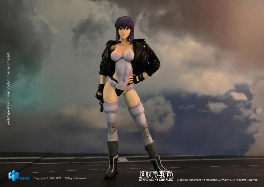 Hiya Toys proudly presents the latest addition to the EXQUISITE SUPER Series: the 1/12 scale Motoko Kusanagi action figure from Ghost in the Shell: Stand Alone Complex!  Set in a futuristic Japan, this science fiction masterpiece explores a world of cybernetic enhancements and brain-computer interfaces. Motoko Kusanagi, one of the first users of full-body cybernetic enhancements, leads Public Security Section 9 in combating cybercrime.