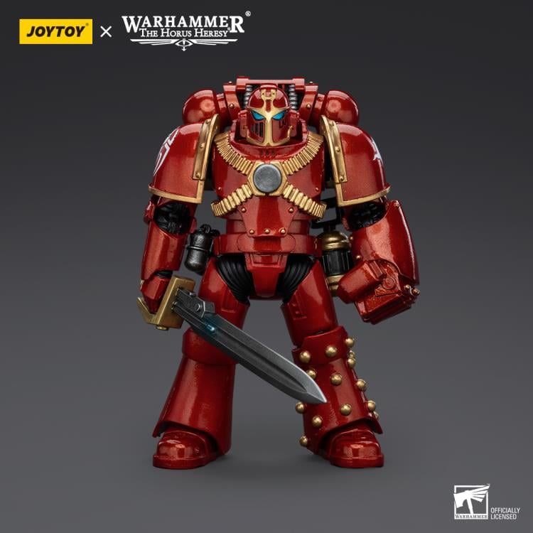 This highly detailed figure showcases the Tactical Squad Sergeant of the Thousand Sons Legion in MK IV armor, wielding a powerful Power Fist. This highly detailed 1/18 scale Warhammer The Horus Heresy Thousand Sons action figure features 28 points of articulation and comes with additional interchangeable parts.  Perfect for collectors and fans alike, this piece embodies the sorcery and strength of the Thousand Sons.