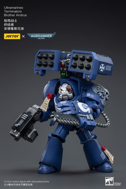 Joy Toy brings the Ultramarines to life with this Warhammer 40K 1/18 scale figure! Highly disciplined and courageous warriors, the Ultramarines have remained true to the teachings of their Primarch Roboute Guilliman for 10,000 standard years. Keeping watch over the Imperium, they personify the very spirit of the Adeptus Astartes.  Each figure includes interchangeable hands and weapon accessories and stands between 4" and 6" tall.