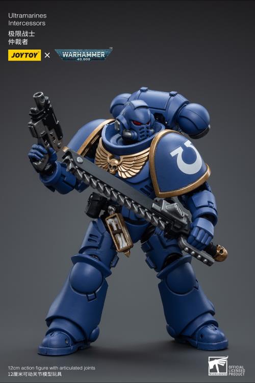 Joy Toy brings the Ultramarines to life with this Warhammer 40K 1/18 scale figure! Highly disciplined and courageous warriors, the Ultramarines have remained true to the teachings of their Primarch Roboute Guilliman for 10,000 standard years. Keeping watch over the Imperium, they personify the very spirit of the Adeptus Astartes.