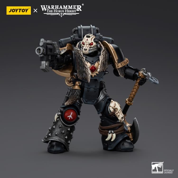 Joy Toy brings the Space Wolves to life with this Warhammer 40K 1/18 scale action figure! Savage and barbaric in their approach to warfare, the Space Wolves excel in close quarters combat. Seeking glory above all else, they nonetheless bring the might of the Emperor down on his enemies with a fury unmatched by the other Space Marine chapters.