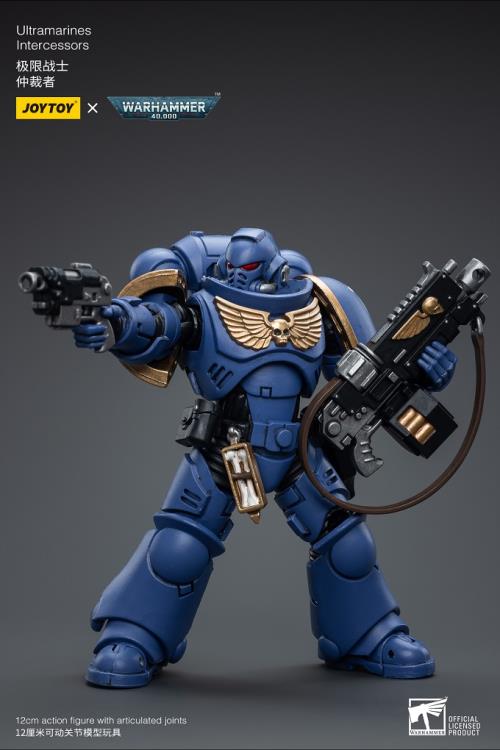 Joy Toy brings the Ultramarines to life with this Warhammer 40K 1/18 scale figure! Highly disciplined and courageous warriors, the Ultramarines have remained true to the teachings of their Primarch Roboute Guilliman for 10,000 standard years. Keeping watch over the Imperium, they personify the very spirit of the Adeptus Astartes.