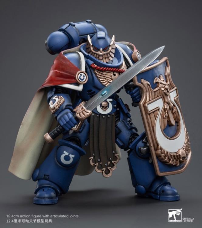 The Victrix Guard, also known as the Victrix Honour Guard, are an elite formation of Ultramarines chosen by the Primarch Roboute Guilliman after his resurrection in ca. 999.M41 to accompany him on the Terran Crusade. Veteran Marines with countless standard centuries of combat experience between them, the Victrix Guard advance fearlessly into battle with their Bolters thundering and their heads held high.