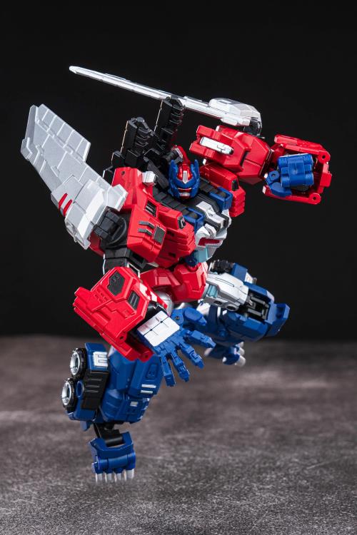 A new addition to Iron Factory's line of figures, introducing Primal Commander Scarlet! Complete with the ability to convert between robot, ape and vehicle, this figure also comes equipped with fitted leg frame accessories, hand parts, and additional accessories. Don't miss out and add this figure to your collection today!