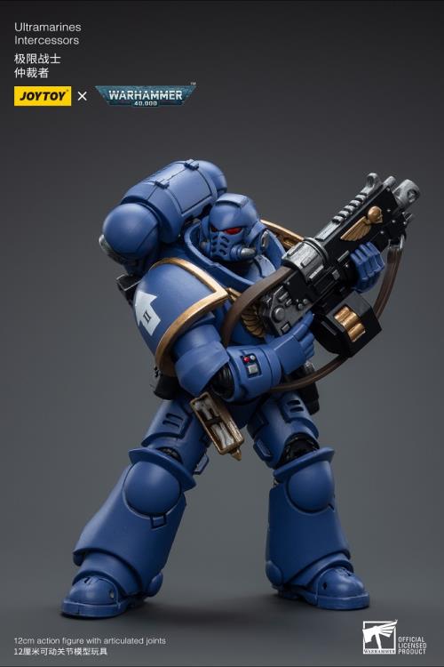 Joy Toy brings the Ultramarines to life with this Warhammer 40K 1/18 scale figure! Highly disciplined and courageous warriors, the Ultramarines have remained true to the teachings of their Primarch Roboute Guilliman for 10,000 standard years. Keeping watch over the Imperium, they personify the very spirit of the Adeptus Astartes.