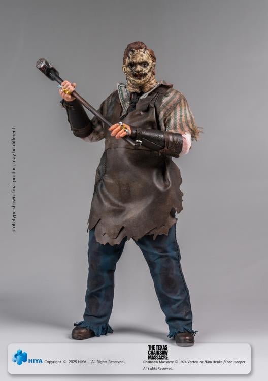 From The Texas Chainsaw Massacre (2003) comes Hiya Toys' EXQUISITE SUPER Series 1/12 scale Thomas Hewitt figure!

Standing 6.3 inches tall with multiple points of articulation, this highly detailed figure faithfully recreates Thomas's disfigured mask, unkempt hair, and weathered clothing, complete with a real cloth apron for enhanced realism.