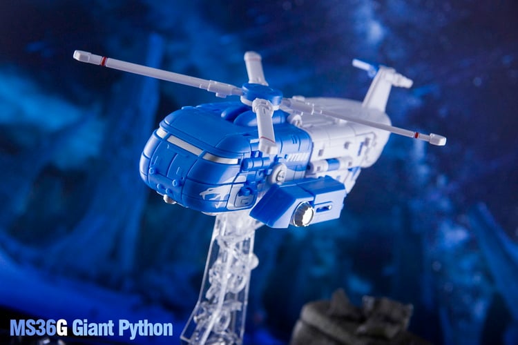 This MS-36W White Python figure can convert between three modes; robot, helicopter, and off-road vehicle. When in robot mode, the figure is fully articulated and features a blaster weapon.