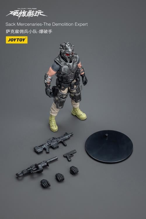 When things break down on the battlefield, this mercenary follows the one holy truth in this world: explosions can make any problem vanish in a second. Working with his fellow Sack Mercenaries squad, no job is too big or small if the price is right. Designed in 1/18 scale, this figure will be a perfect addition to your collection so order yours today!