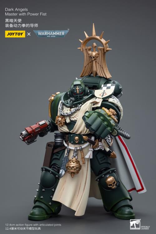 Joy Toy's Warhammer 40K Dark Angels Master with Power Fist is a highly detailed collectible, perfect for fans of the Warhammer 40K universe. This figure captures the essence of the character’s formidable presence, making it a must-have for collectors and enthusiasts alike.