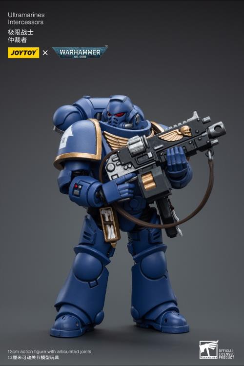 Joy Toy brings the Ultramarines to life with this Warhammer 40K 1/18 scale figure! Highly disciplined and courageous warriors, the Ultramarines have remained true to the teachings of their Primarch Roboute Guilliman for 10,000 standard years. Keeping watch over the Imperium, they personify the very spirit of the Adeptus Astartes.