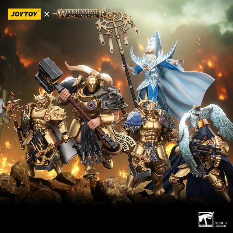 JoyToy brings the Stormcast Eternals to life with this Warhammer: The Age of Sigmar 1/18 scale action figure! To fight back agasint the forces of Chaos in the Age of Sigmar, the God-King Sigmar has chosen humanity's greatest champions to stem the tide of war. Infused with holy power and might, these heroes face down evil and treachery at every turn despite the cost of their memories and eventual humanity.