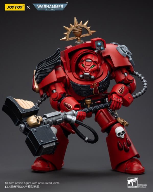 This 1/18 scale figure includes a variety of parts and accessories to allow you to customize your army of Warhammer 40k figures. Don't miss out on adding this figure to your collection!