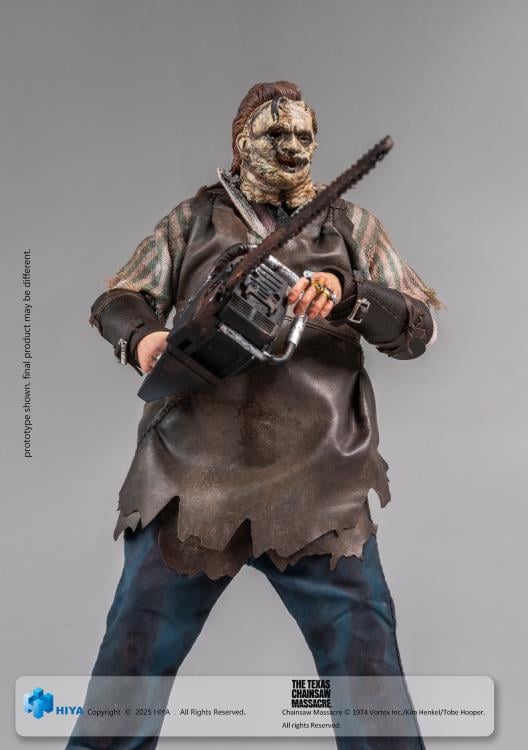 From The Texas Chainsaw Massacre (2003) comes Hiya Toys' EXQUISITE SUPER Series 1/12 scale Thomas Hewitt figure!

Standing 6.3 inches tall with multiple points of articulation, this highly detailed figure faithfully recreates Thomas's disfigured mask, unkempt hair, and weathered clothing, complete with a real cloth apron for enhanced realism.