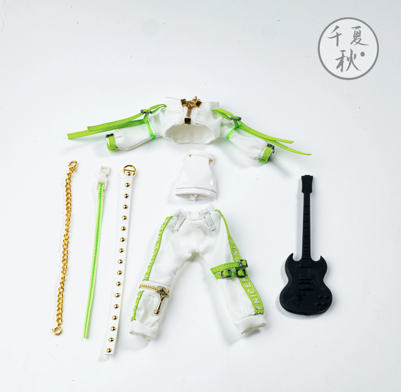 AC Chinatsuaki 1/12 Armored Girl Accessory Rock Band White Outfit + Guitar