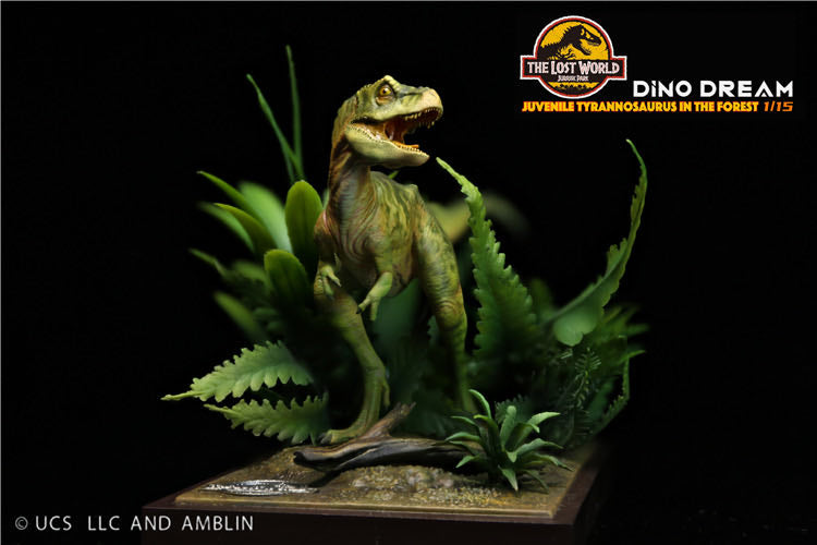 (Pre-order) Dino Dream 1/15 Juvenile Tyrannosaurus in the forest Statue