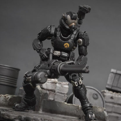 The Myrmidon Enforcer is equipped with the Omangan Empire’s new generation multi-armor, developed for the Abaddon Army. This armor incorporates and optimizes designs from the Synchro Mech pilot combat suits, maintaining protection for vital areas while providing infantry a more comfortable experience for extended combat wear.