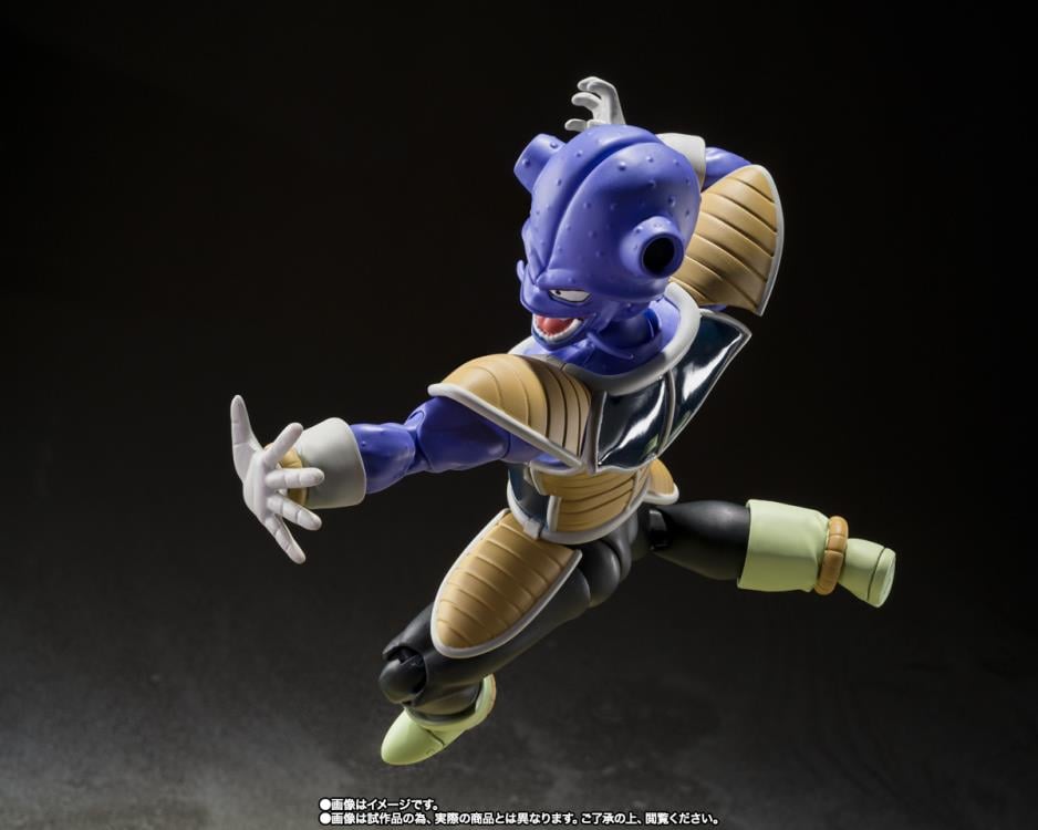 Kyewi from the Frieza Saga of Dragon Ball Z is now available in S.H.Figuarts! Bandai have included interchangeable head parts that reproduce scenes from the series: a shouting face, a frightened face, a face crying, “Ahh, Frieza!!,” and a defeated face.